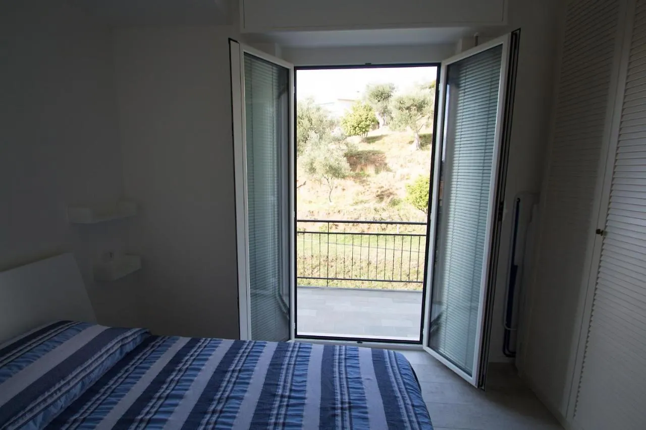 Appartamento Super Ristrutturato Celle Ligure Italy